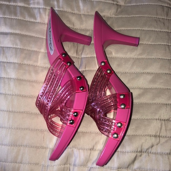 Pink Thalia Sodi Heels - Picture 3 of 3